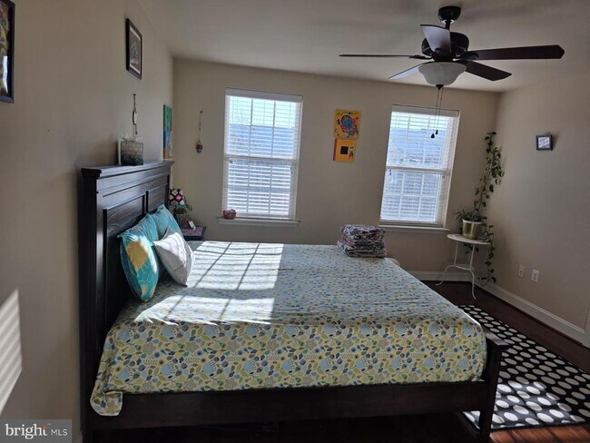 Building Photo - 11875 Snowden Farm Pkwy