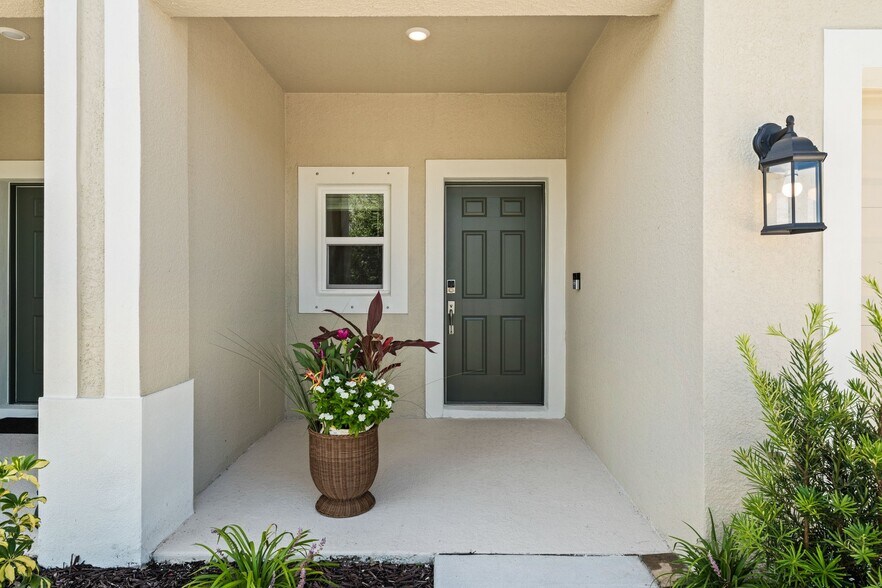 Building Photo - 5805 Biscotti St