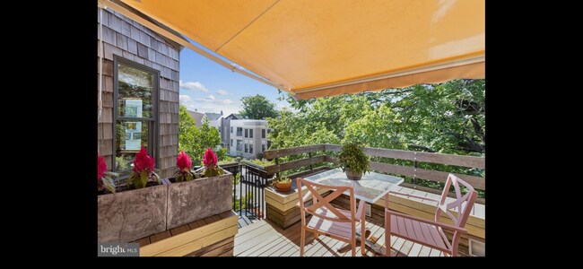 Building Photo - 3612 New Hampshire Ave NW