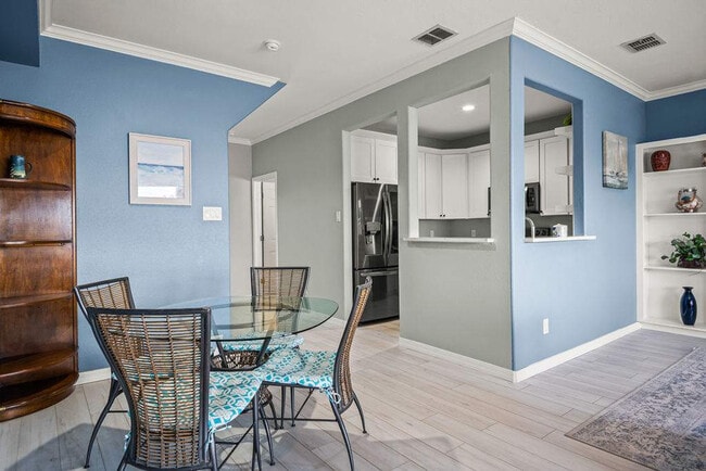 Building Photo - 15406 Gun Cay Ct