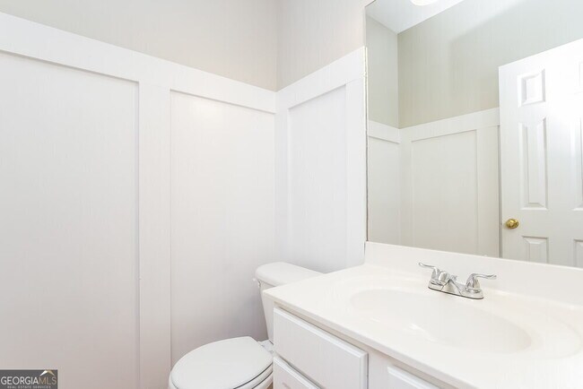 Building Photo - 4125 Ridgefair Dr