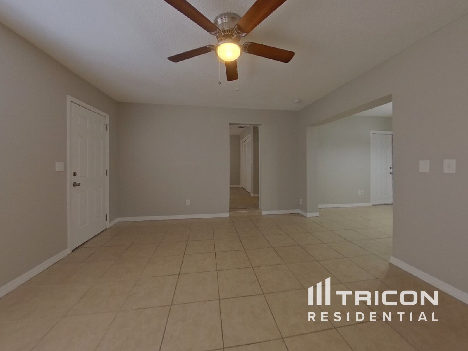 Building Photo - 1569 Lotus Path