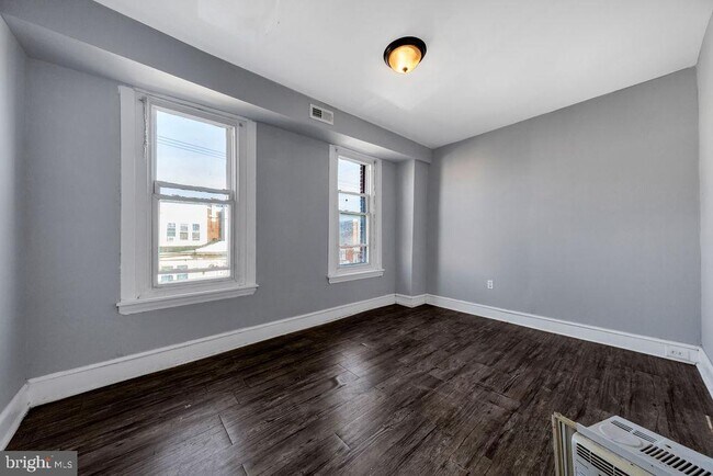 Building Photo - 6164 Delancey St