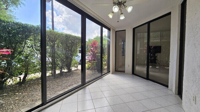 Building Photo - 5139 Floria Way