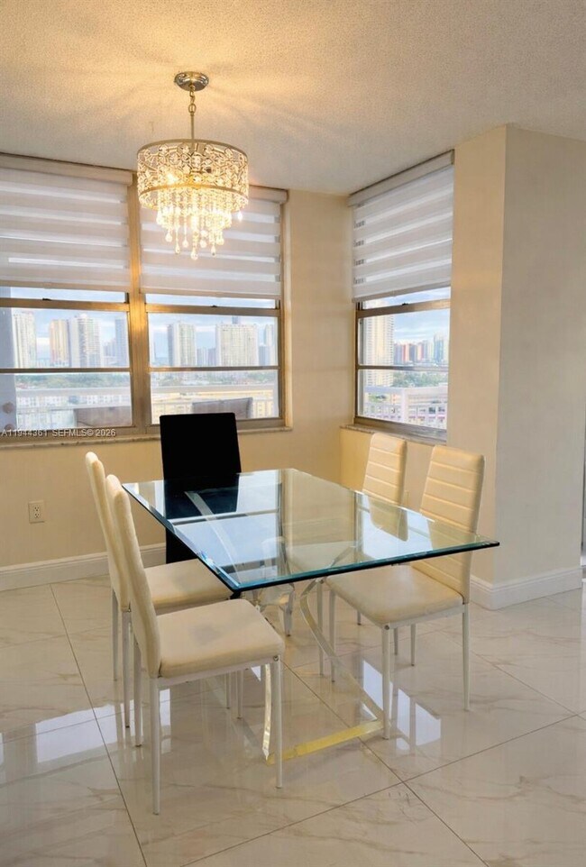 Building Photo - 18041 Biscayne Blvd