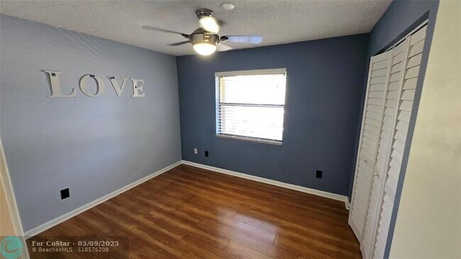 Building Photo - 11188 Royal Palm Blvd