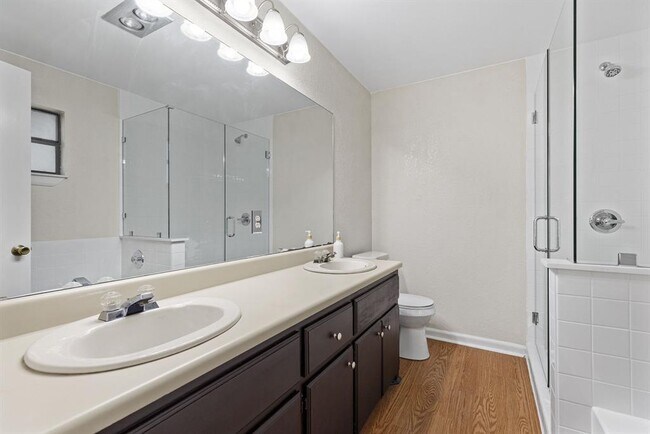 Building Photo - 8302 Spring Valley Dr