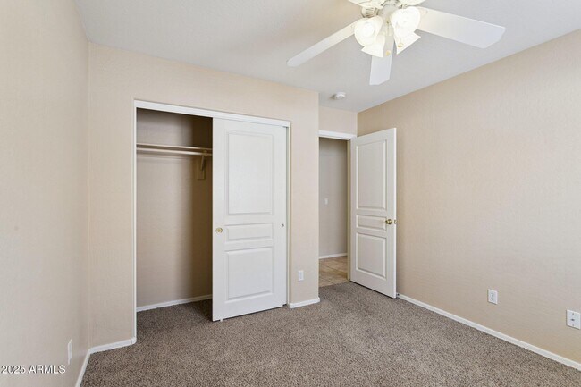 Building Photo - 17513 W Caribbean Ln