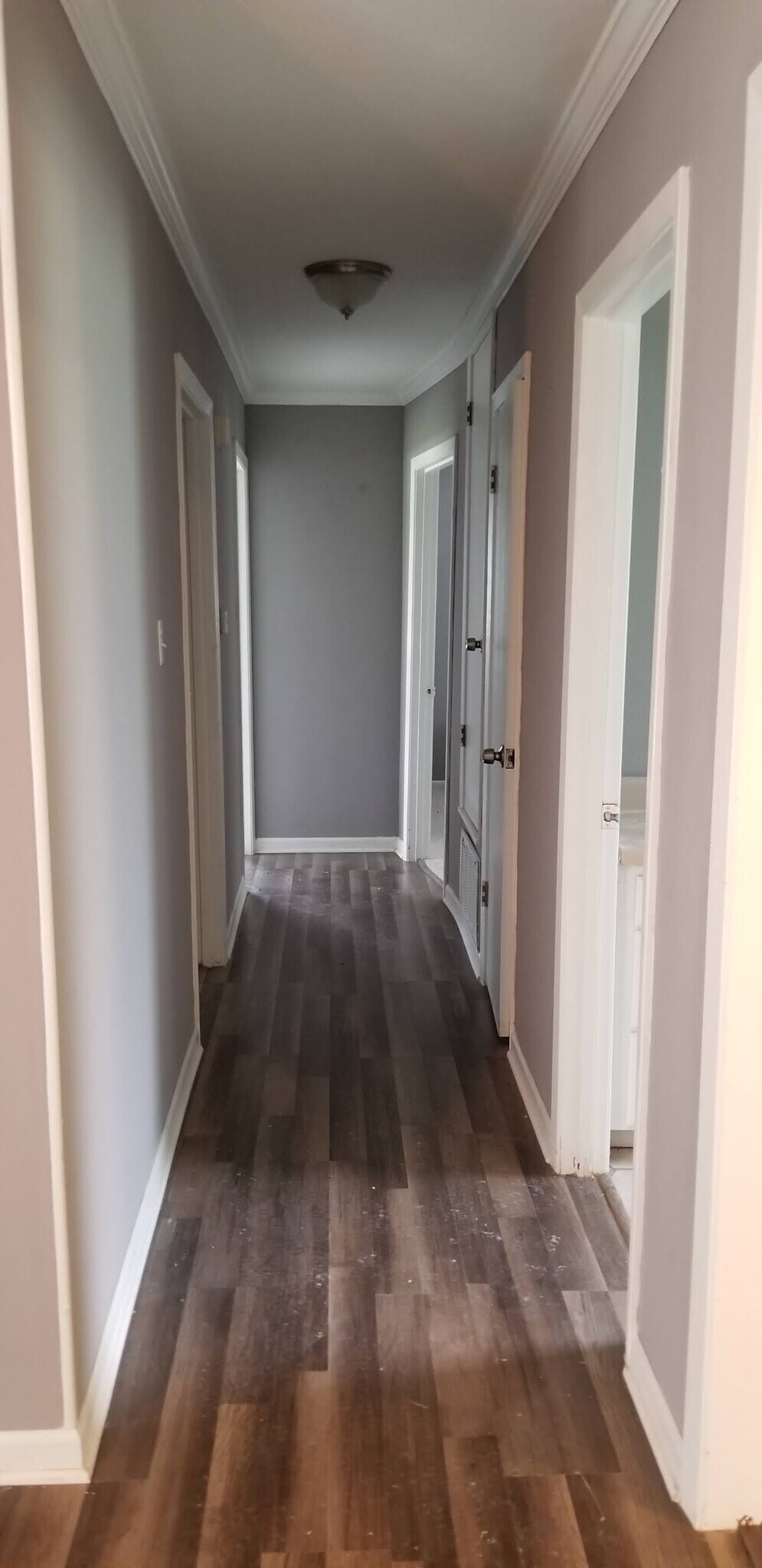 Building Photo - 2520 Melrose Ave