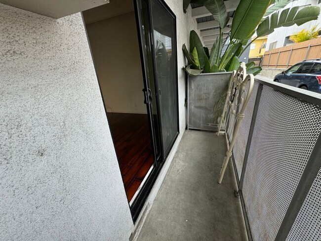 Interior Photo - key3538
