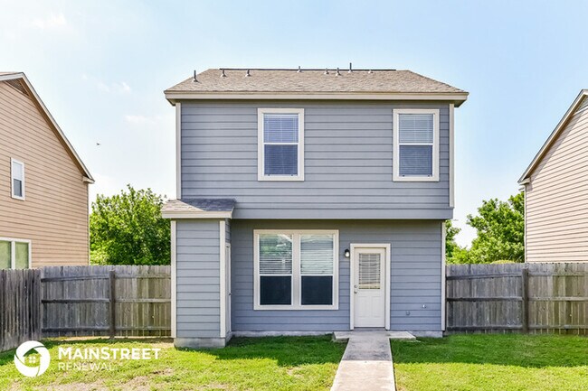 Building Photo - 6007 Midcrown Dr