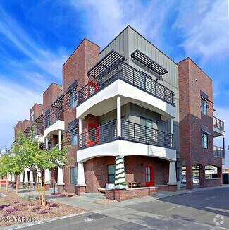 Building Photo - 475 N 9th St