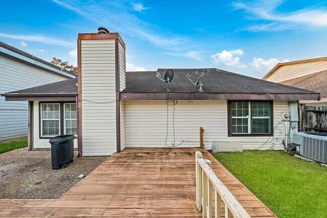 Building Photo - 7719 Miller Glen Ln