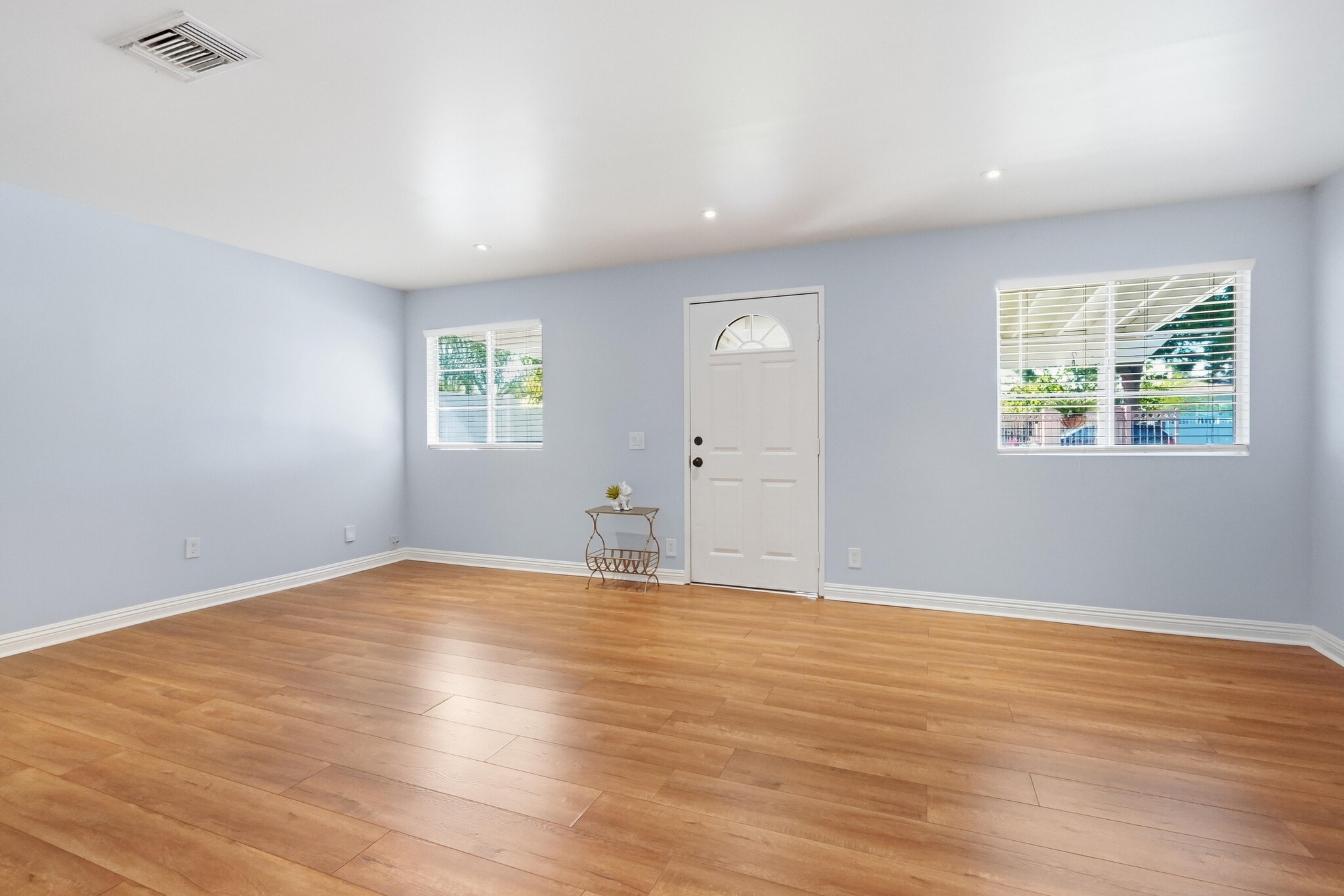 Building Photo - 6120 Case Ave