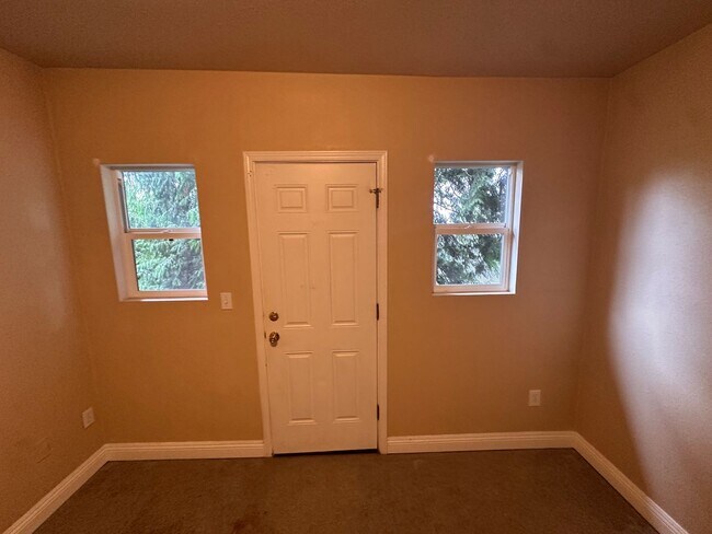 Building Photo - Bungay 22nd Ave Apartments - UW