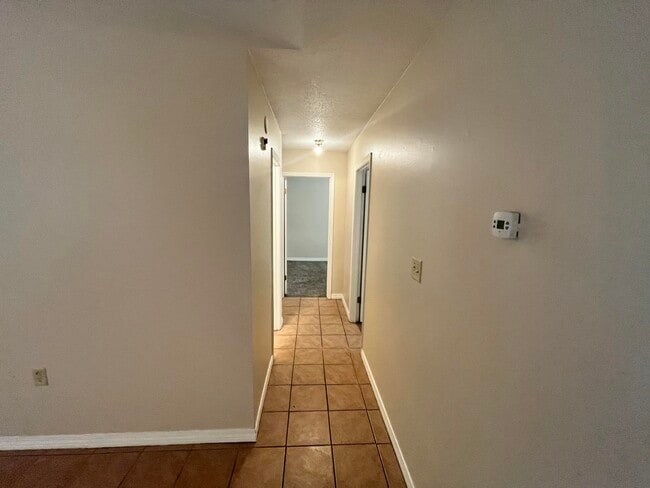 Building Photo - 41 3rd Ave