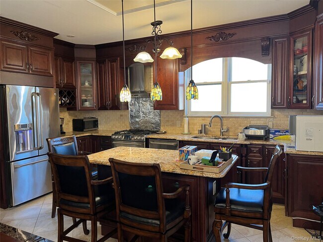 Building Photo - 69-68 229th St