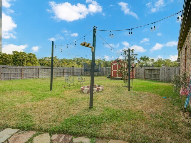 Building Photo - 1346 Tee Time Ct