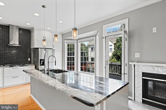 Building Photo - 6650 Dunwich Way