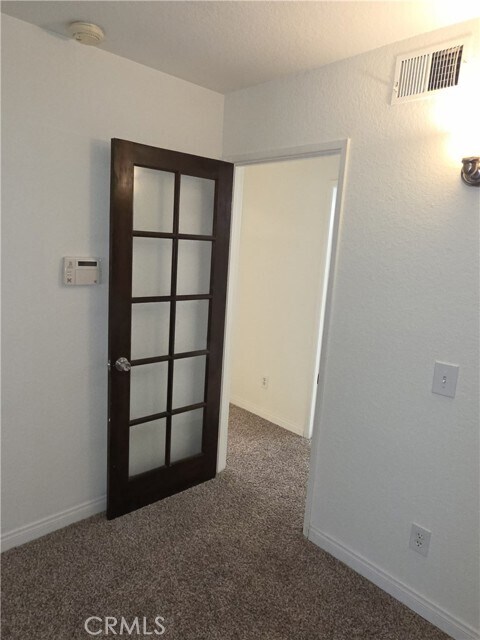 Building Photo - 19 Aruba St