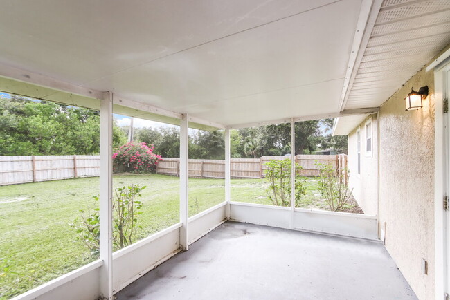 Building Photo - 9285 101st Ave