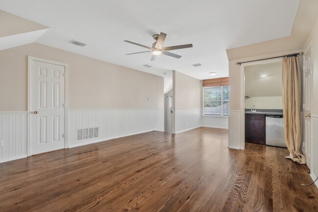 Building Photo - 6412 Autumn Trail