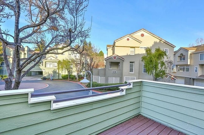 Building Photo - 510 Porpoise Bay Terrace