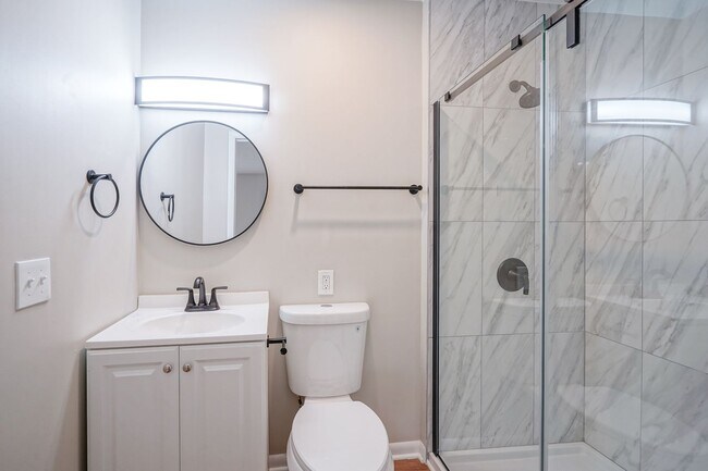 Building Photo - Recently Remodeled 4-Bedroom Home with Modern Upgrades & Spacious Yard in McCordsville