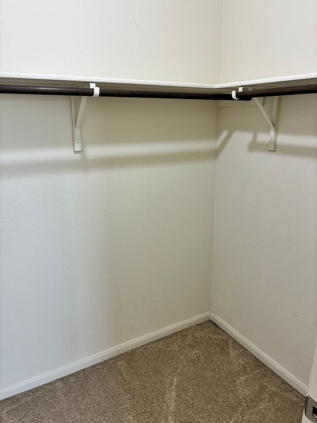 Building Photo - Bright 3BR 3BA Home w/ Community Pool & Dog Park • Fenced Backyard • Attached Garage in Round Rock