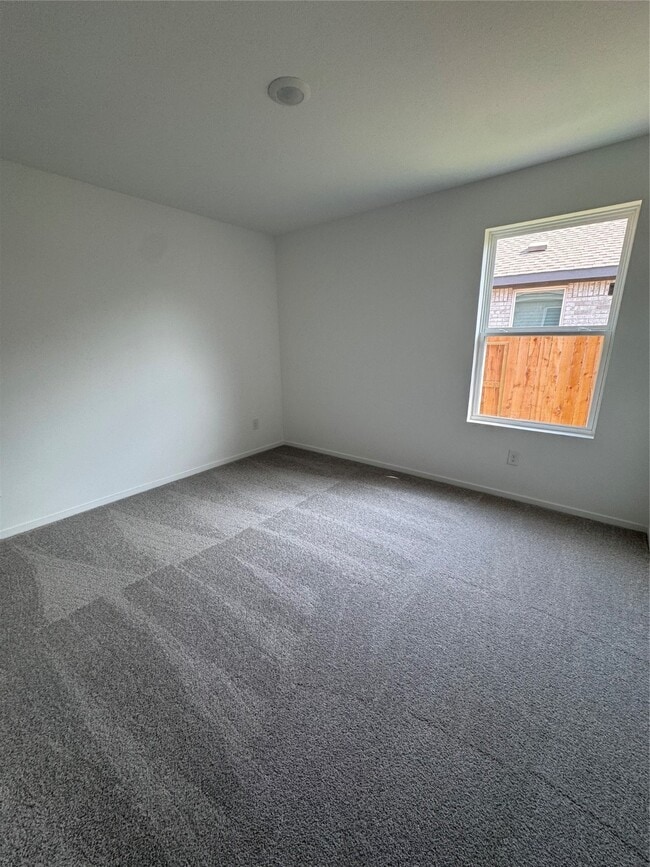 Building Photo - 3088 Fantasy Ter Dr