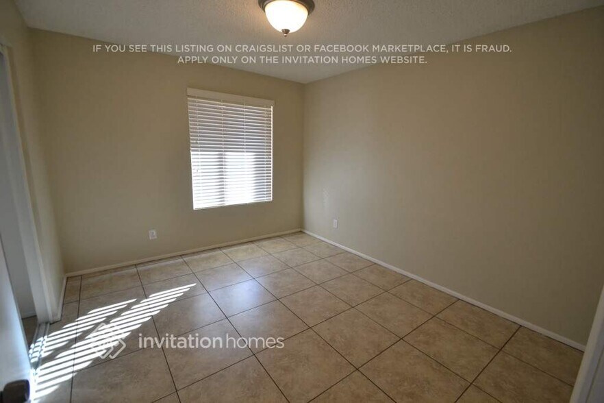 Building Photo - 4220 W Mission Ln