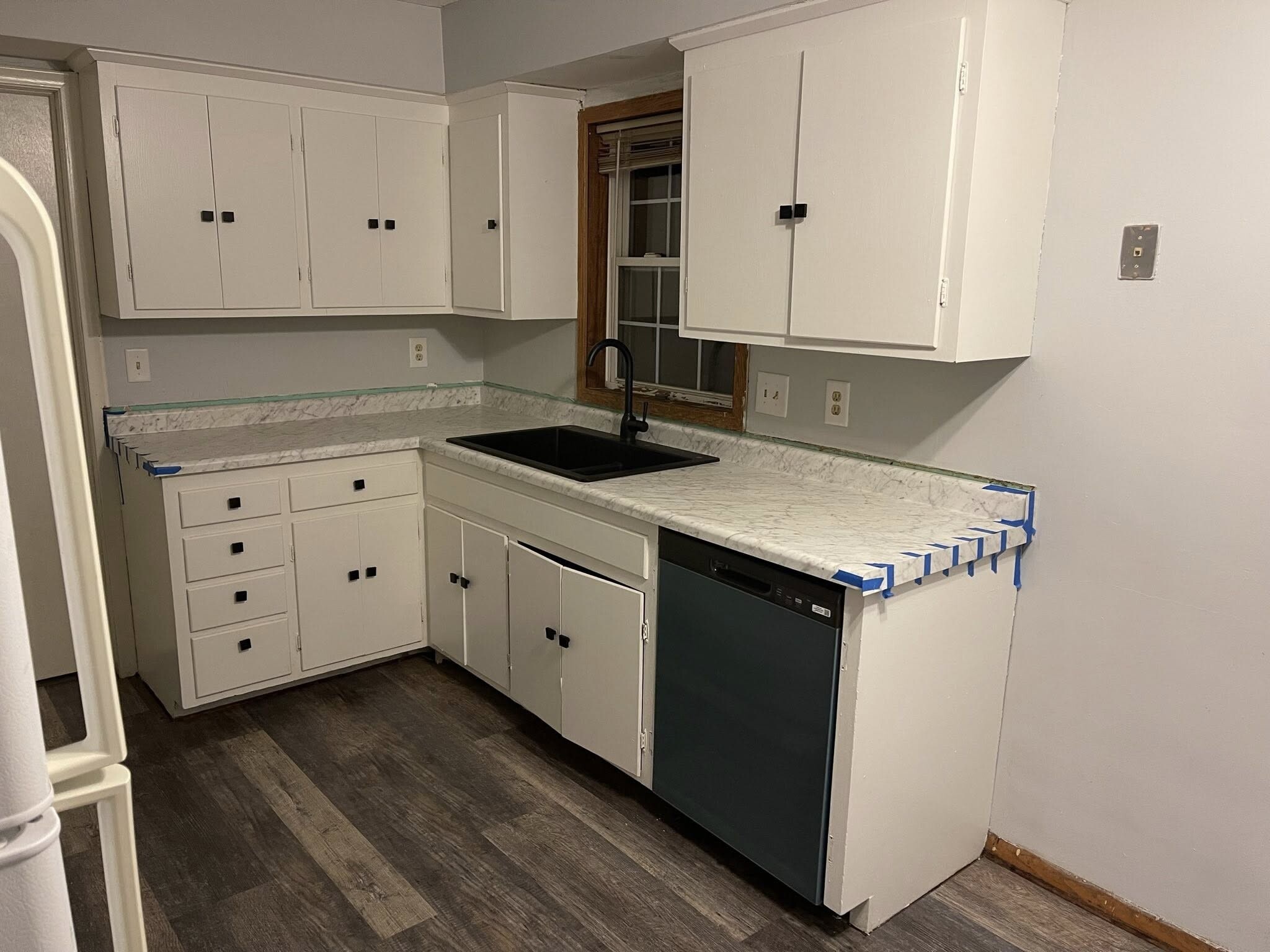 recently renovated kitchen with dishwasher! - 5120 Hiawatha Ave
