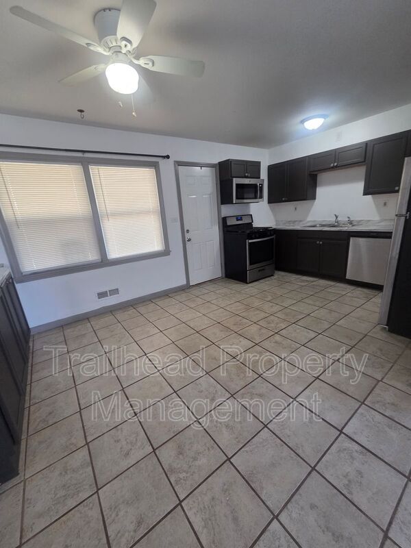 Building Photo - 11127 Blue Ridge Blvd