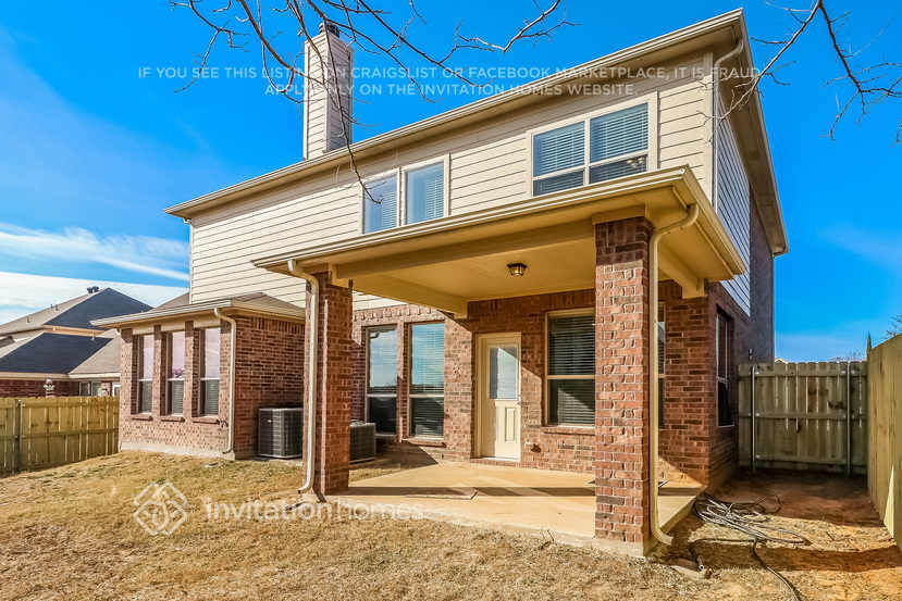 Building Photo - 2245 Whitney Dr