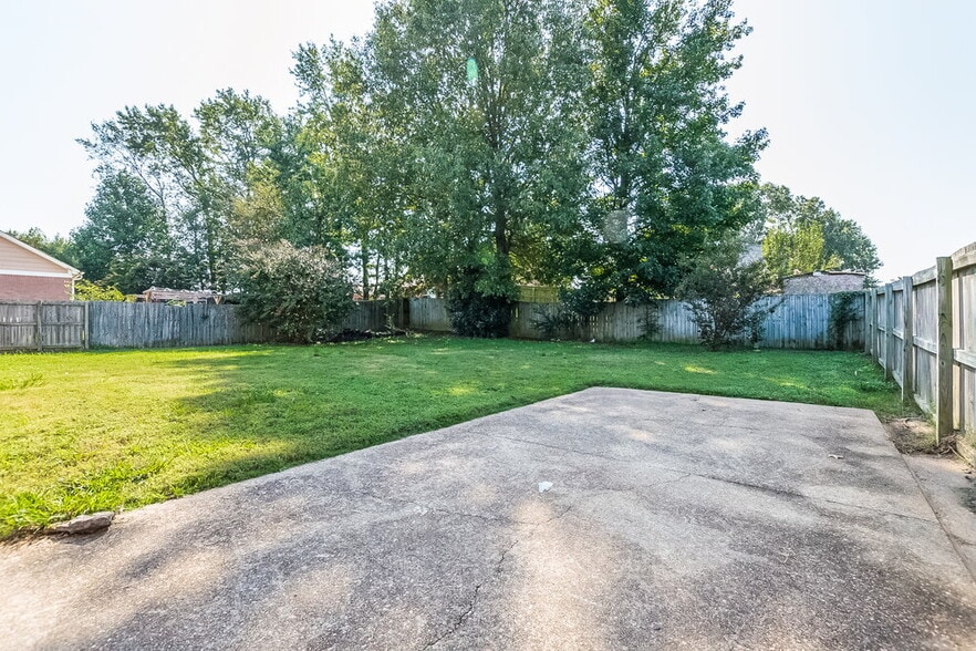 Building Photo - 4371 Shadow Ridge Dr