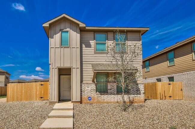 Building Photo - 208 Lake Ct