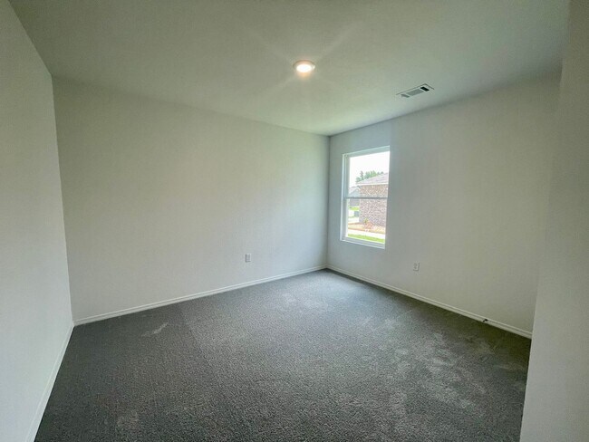 Building Photo - New Home For Rent!