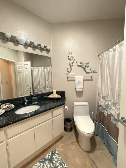 Building Photo - 4868 Thebes Way