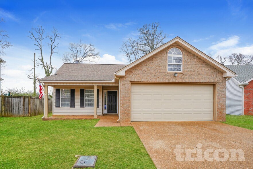 Primary Photo - 1956 Port James Cir