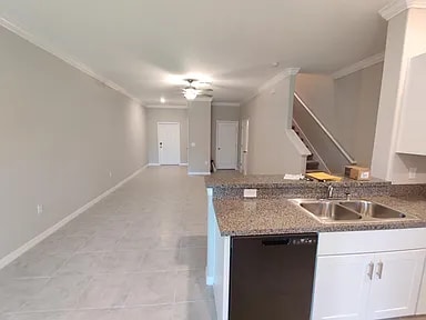 Building Photo - 1591 Cassius St