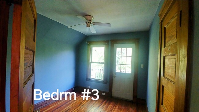 Building Photo - 4 bedroom Single Home