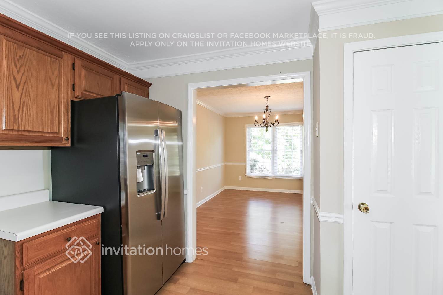Building Photo - 3061 Lakecrest Dr