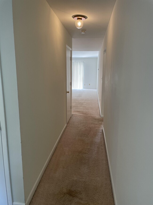 Building Photo - 109 Harvest Dr