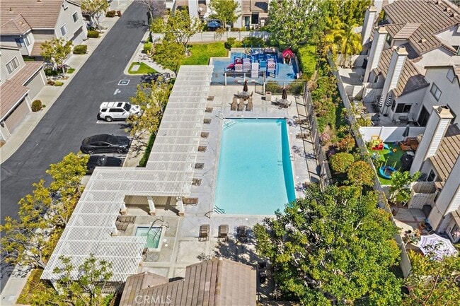 Building Photo - 24645 Sutton Ln