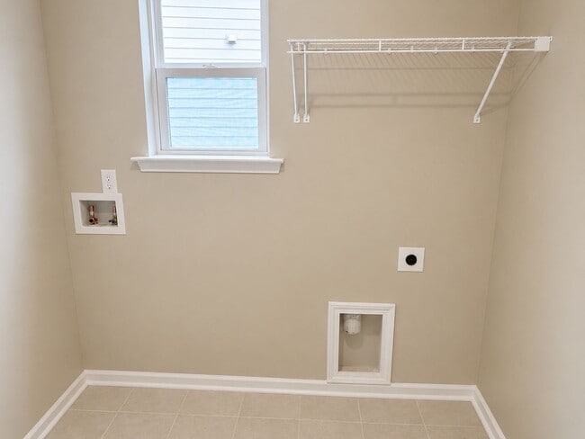 Building Photo - 119 Cherry Grv Dr