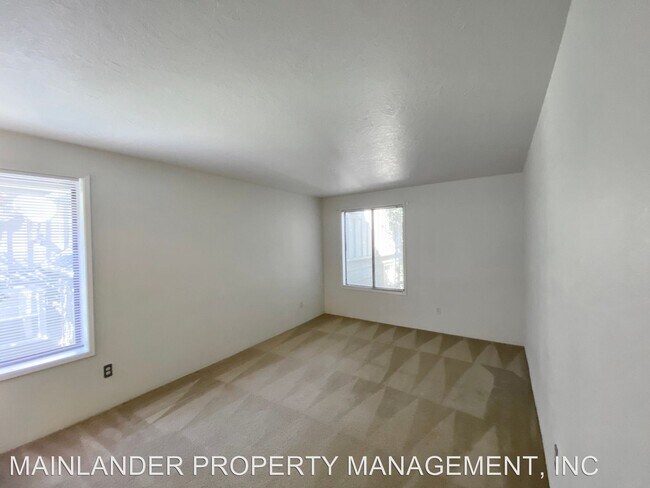 Building Photo - 5961-6963 SW Childs Rd