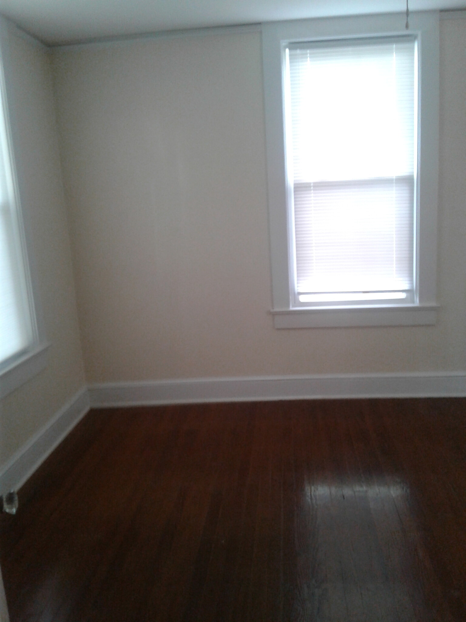 Bedroom - 558 E Park Ave