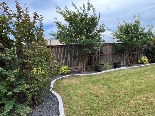 Building Photo - 529 Peace Dr