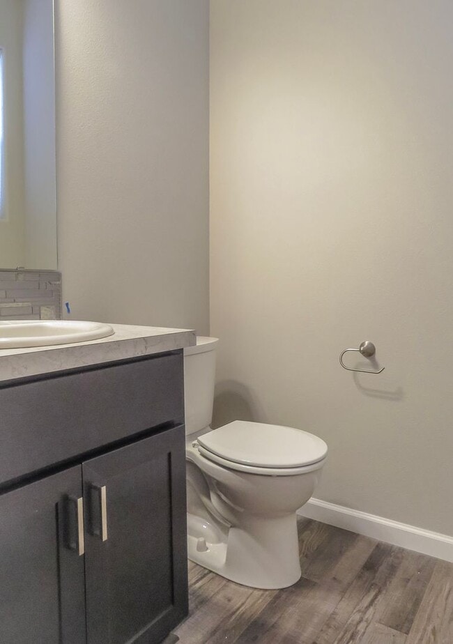 Building Photo - 1960 Market St NE