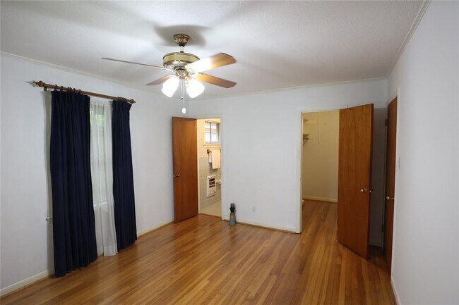 Building Photo - 4018 Nenana Dr